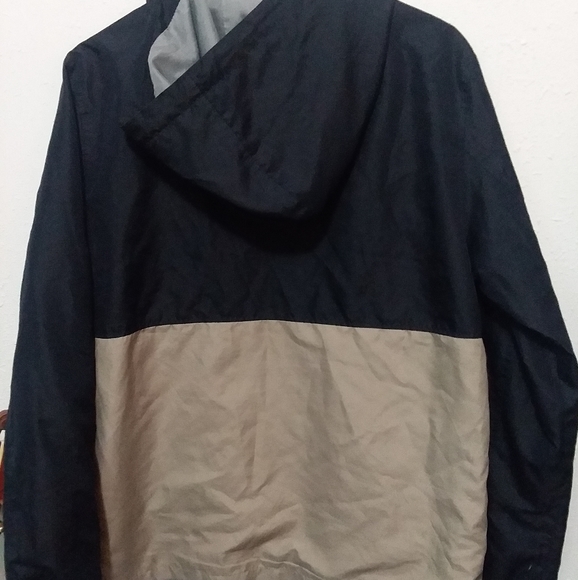 Distortion Windbreaker size:small - Picture 2 of 6